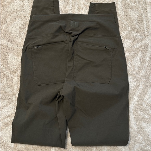 The North Face Women's Olive Green Pants - Picture 3 of 3